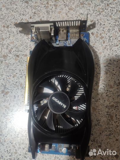 Видеокарта gigabyte hd 5770 и 9800 GTX на запчасти