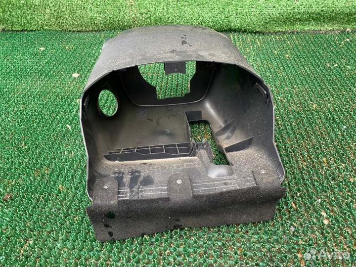 Кожух рулевой колонки Toyota Corolla E140 1.6