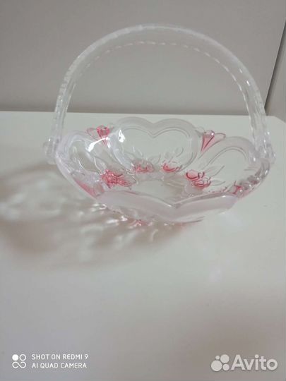 Конфетница с ручкой