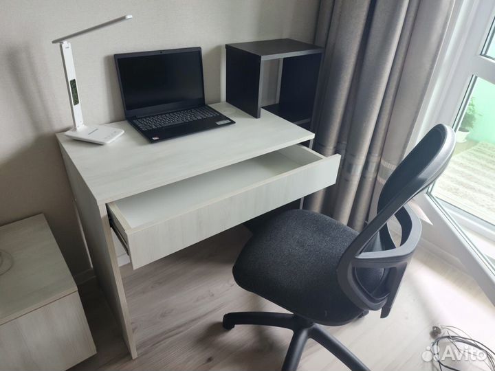 Компьютерный стол как новый