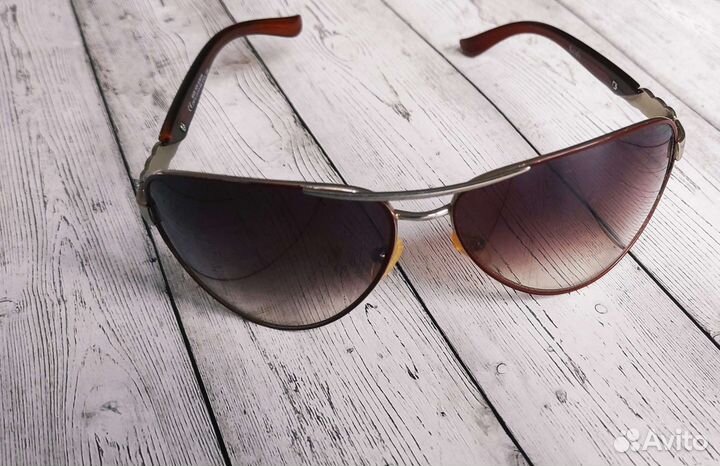 Солнцезащитные очки женские