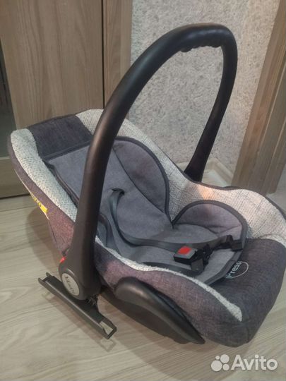 Детское авто кресло
