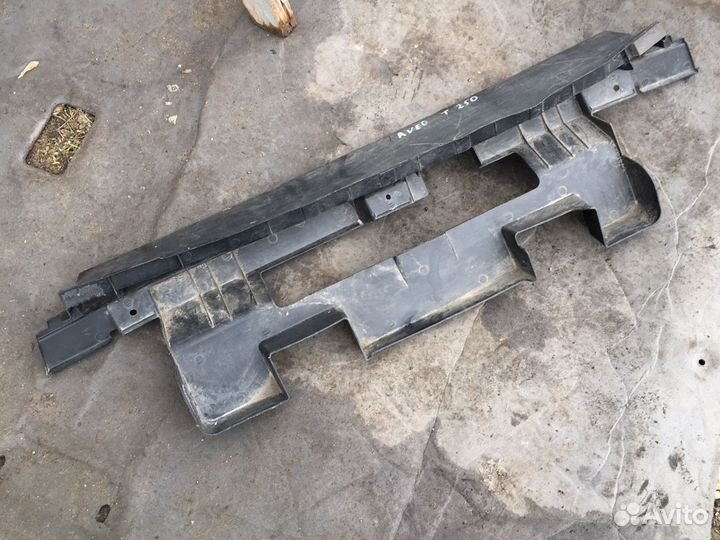 Обшивка задней верхней полки Chevrolet Aveo T250