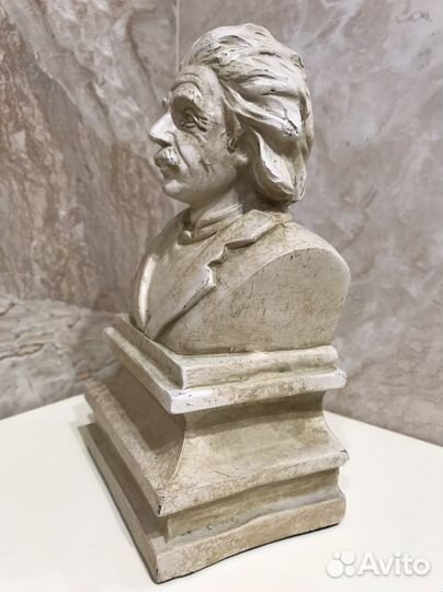 Статуэтка бюст Эйнштейн