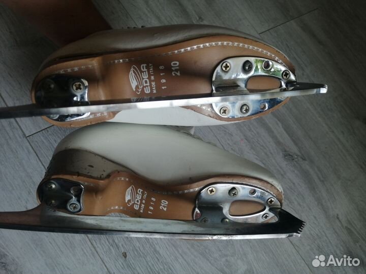 Коньки фигурные