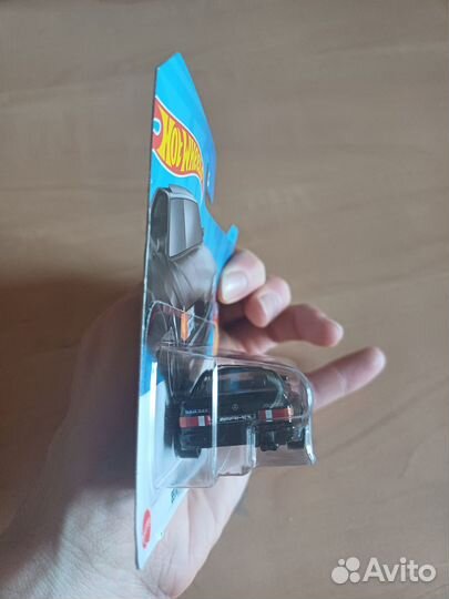 Hot Wheels Mercedes 560 SEC AMG