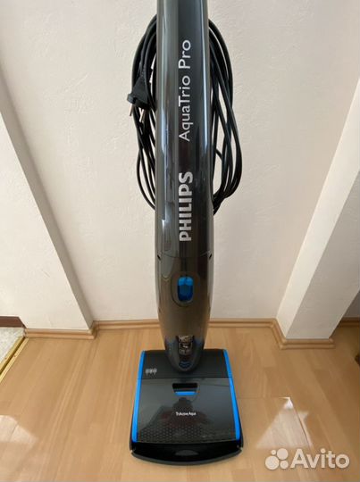 Моющий пылесос Philips AquaTrio Pro