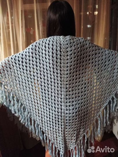 Шаль ажурная, ручная работа