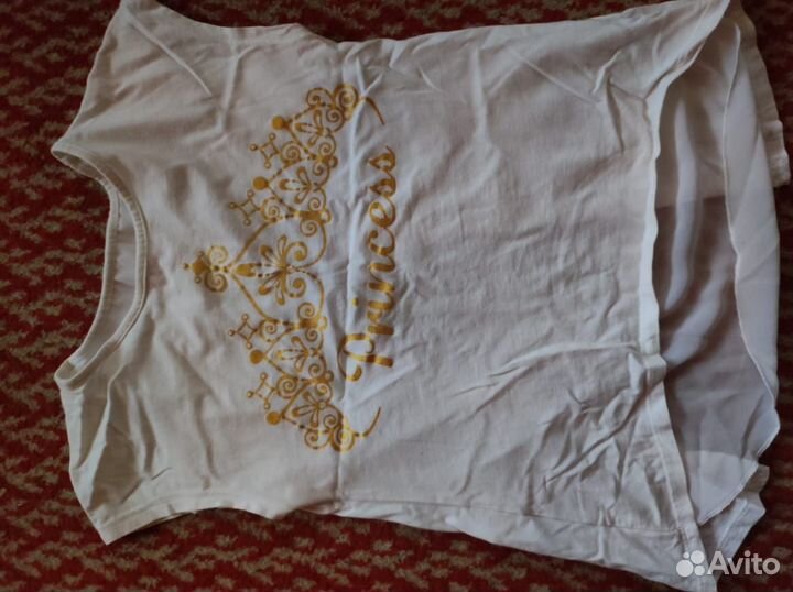 Футболка на девочку gloria jeans