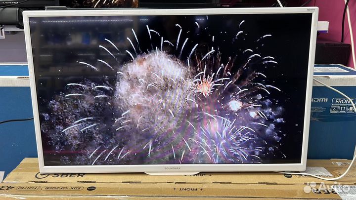 Телевизоp soundmax SM-LED3208