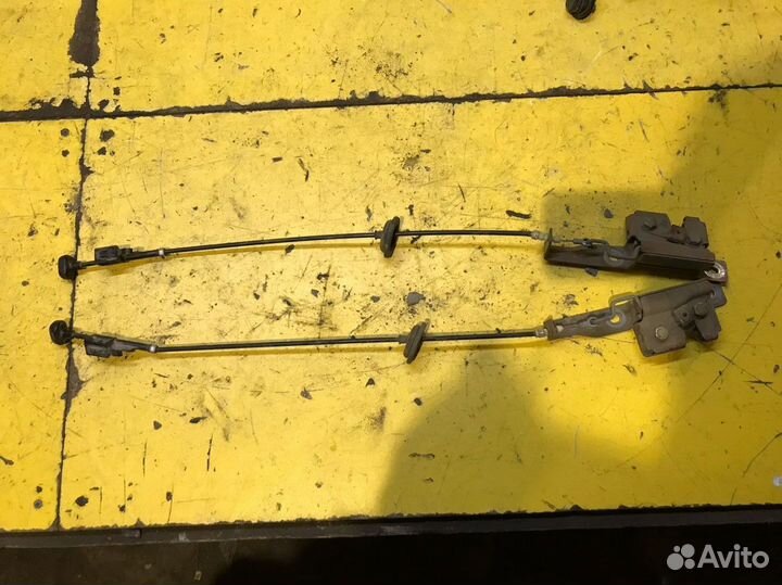 Замок заднего сиденья Kia Cerato 2003—2007