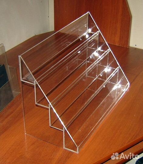 Подставка под лаки 4-х яр, ширина 400мм