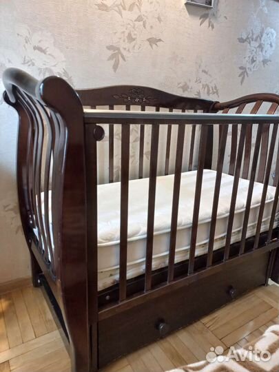 Кровать для новорожденных