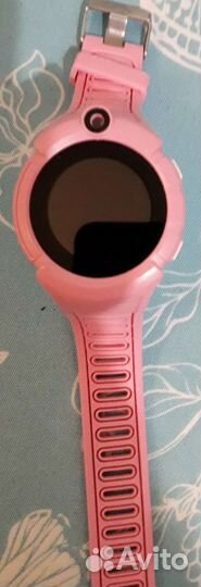 Беспроводные наушники, часы, телефон, пульт, кисть