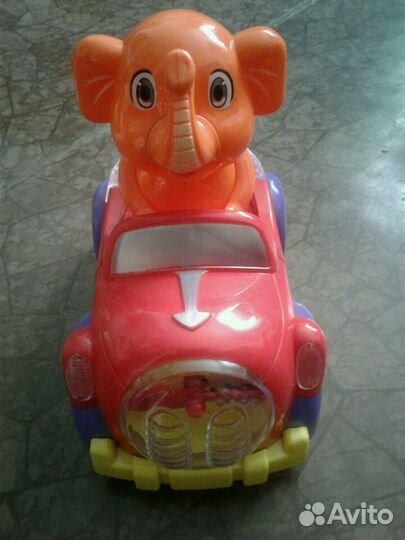 Машинка музыкальная