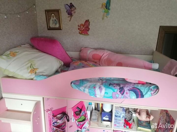 Кровать чердак со шкафом и полками, 80*160