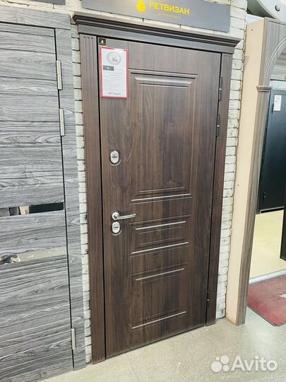 Входная дверь