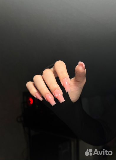 Мастер маникюра