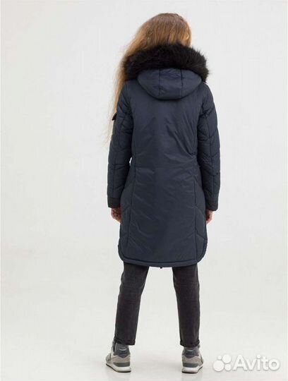 Пуховое пальто новое