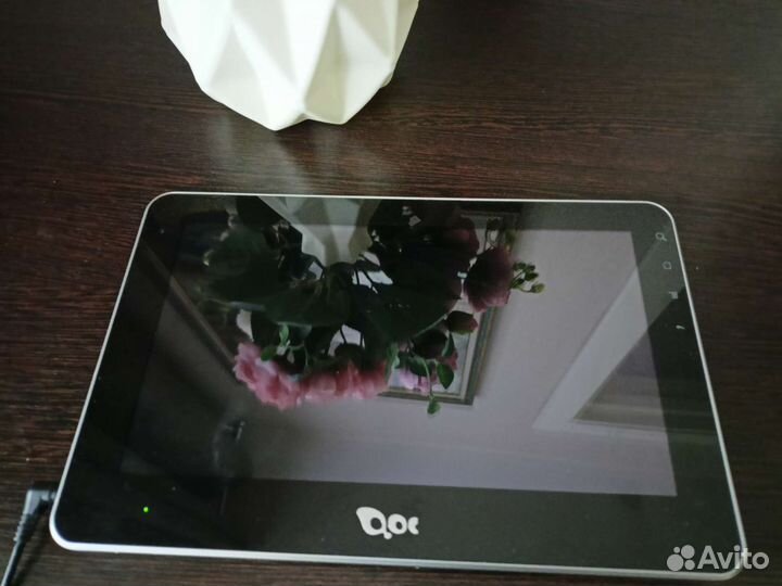 Планшет 3Q TS1004T