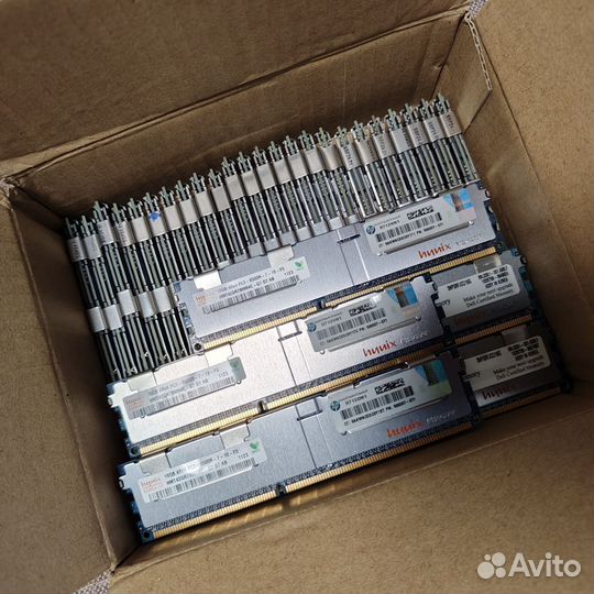 16GB DDR3 ECC REG SK hynix 8500R (1066 MHz)