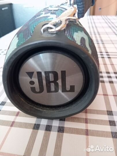 Музыкальная колонка с блютузом