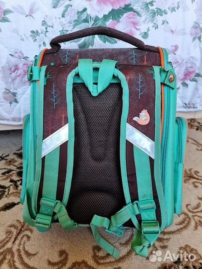 Рюкзак школьный для девочки начальных классов
