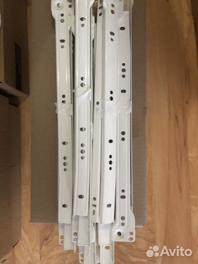 Направляющие для полок