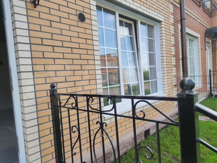 Таунхаус 97,6 м² на участке 1,3 сот.