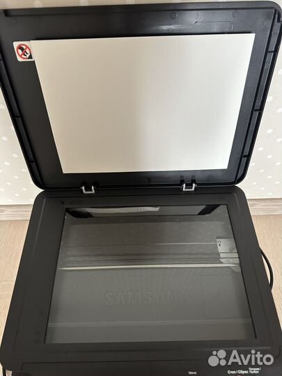 Лазерное цветное мфу Samsung Xpress SL-C460W