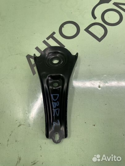 Кронштей заднего подрамника toyota rav 4 xa50