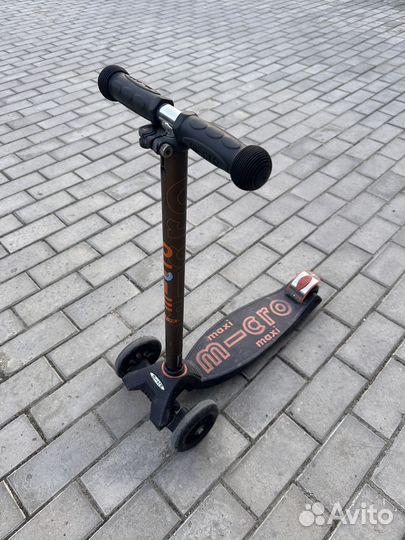 Самокат maxi micro бу
