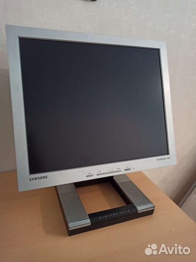 Монитор Samsung syncmaster 172b