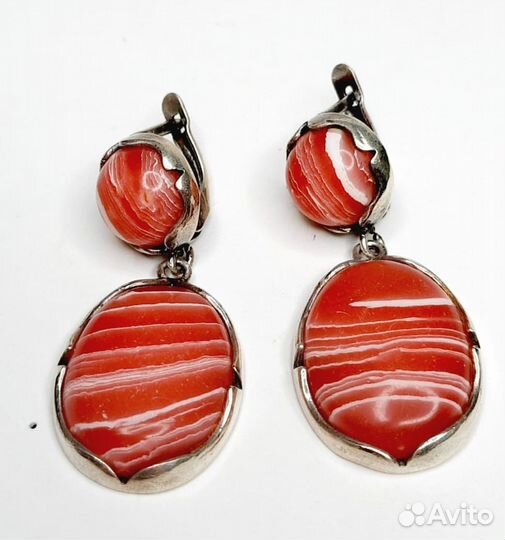 Серьги длинные красные. Мельхиор