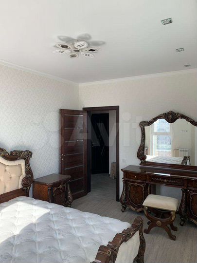 2-к. квартира, 68,3 м², 15/18 эт.