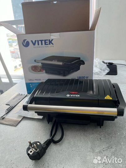 Гриль vitek новый
