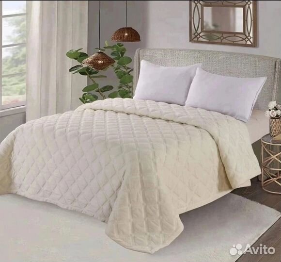 Покрывала на кровать велюровые