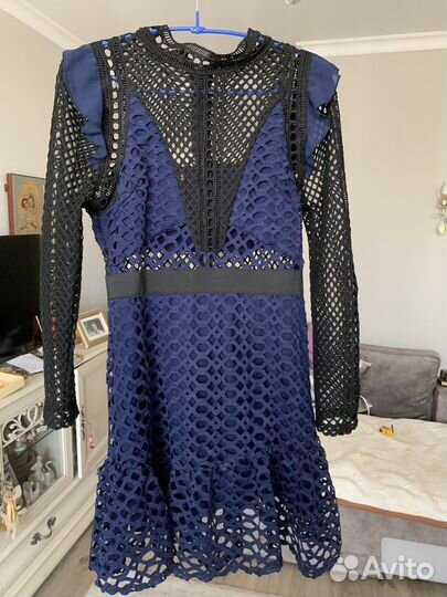 Платье Valentino S, Guess