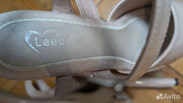 Стрипы четверки 41-42