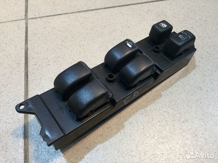 Блок управления стеклоподъемникам Митсубиси Галант