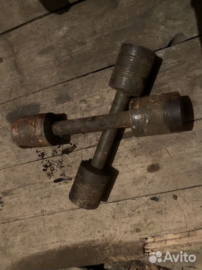 Гантели (1 кг; 3кг;3 кг)