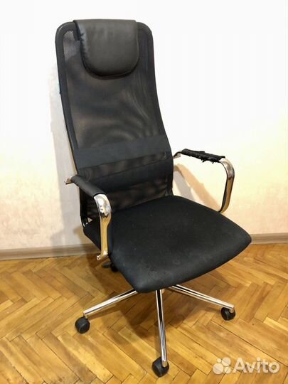 Компьютерное кресло