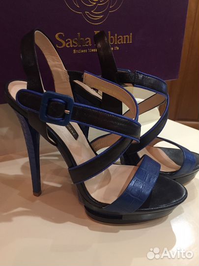 Босоножки Sasha Fabiani новые