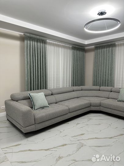 Шторы в гостиную на два окна и дверь