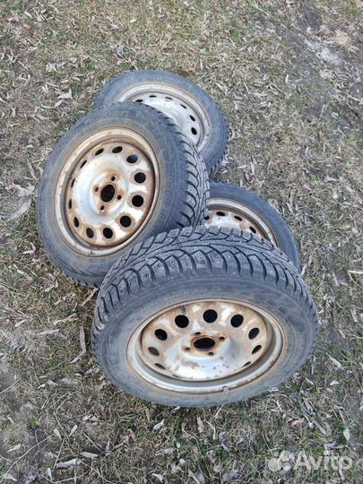 Nokian Tyres Hakkapeliitta 5 185/65 R15 92T