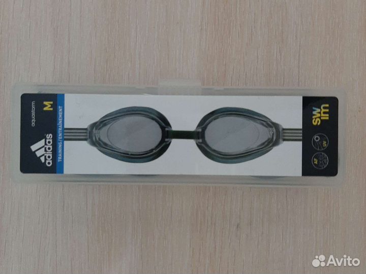 Очки для плавиния Adidas размер М (оригинал)