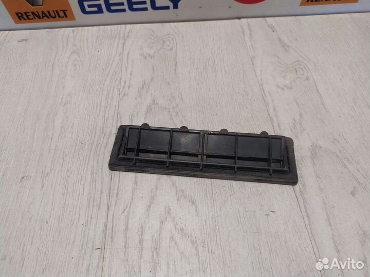 Клапан Решетка вентиляции салона Hyundai solaris