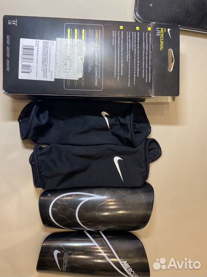 Щитки футбольные nike