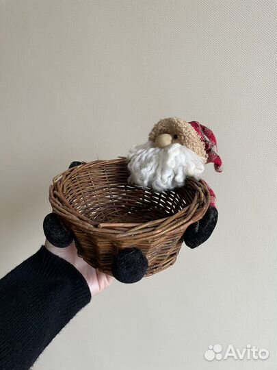 Плетеная корзинка