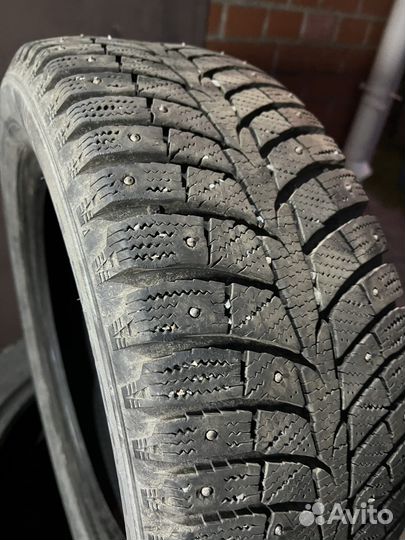 Laufenn I Fit Ice LW 71 205/55 R16